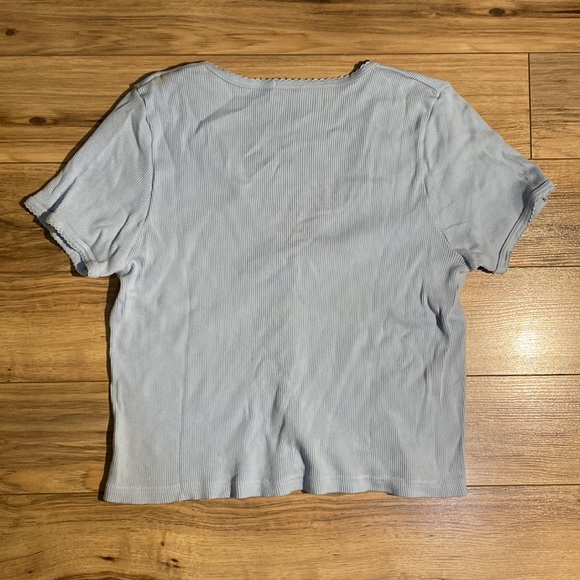 Brandy Melville button up top - Picture 2 of 3